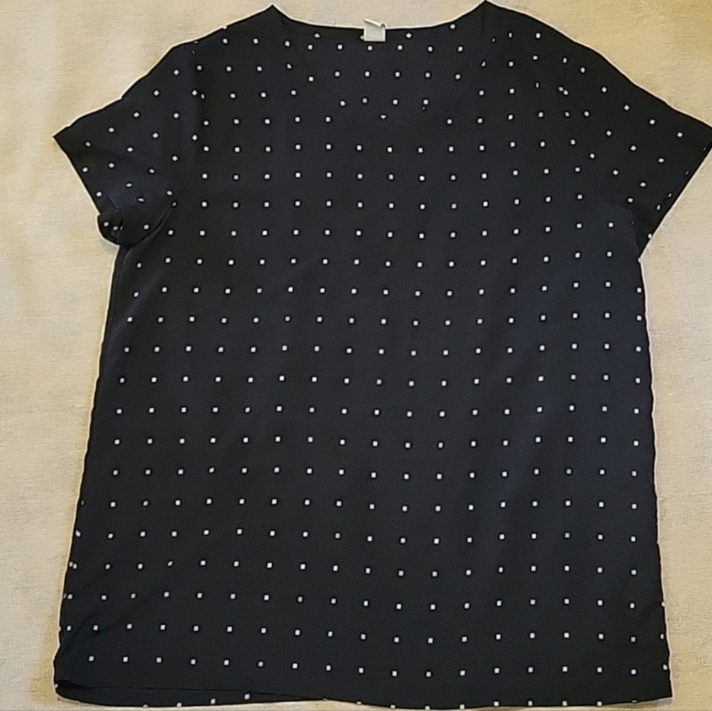 Poka dot tee